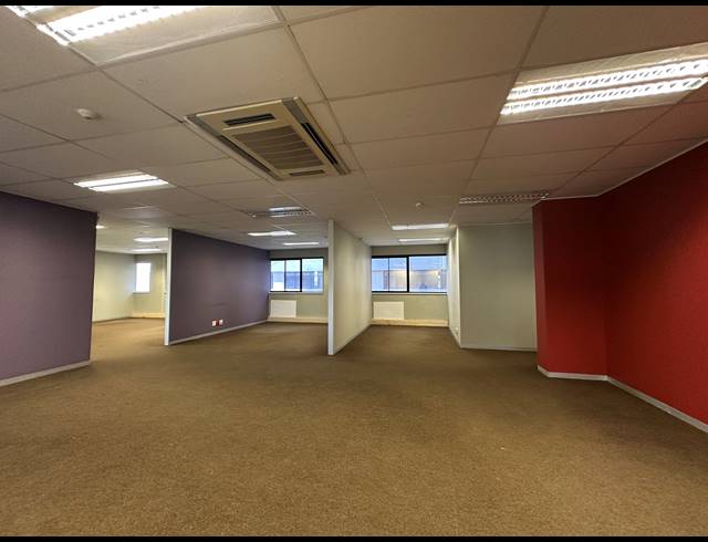 418M² OFFICE TO LET IN SANDTON CENTRAL